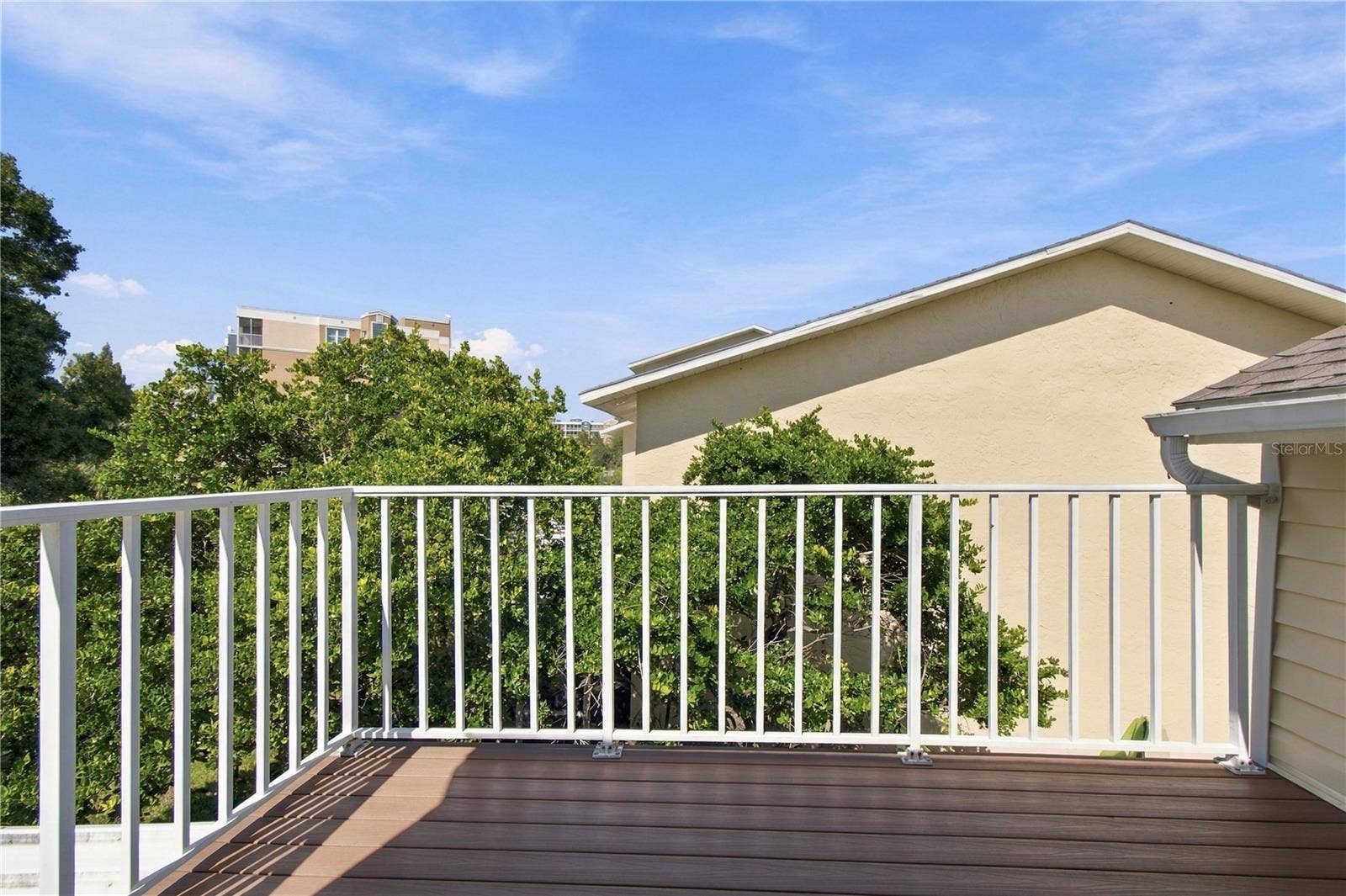 1050 STARKEY ROAD, #907, Largo, FL 33771 1050 STARKEY ROAD, #907, Largo, FL 33771
