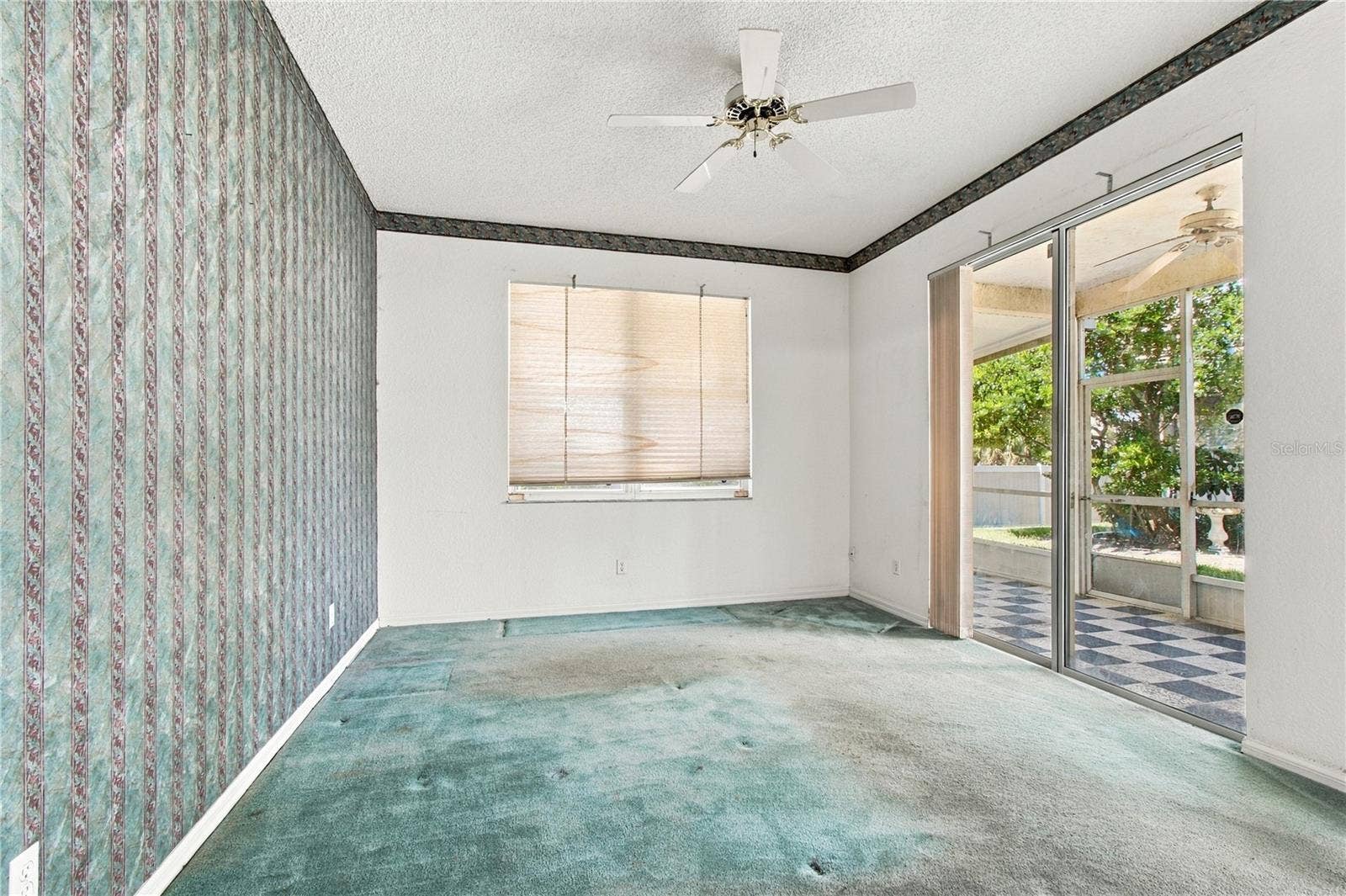 1050 STARKEY ROAD, #907, Largo, FL 33771 1050 STARKEY ROAD, #907, Largo, FL 33771