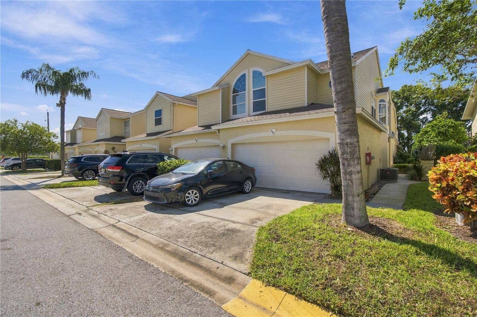 1050 STARKEY ROAD, #907, Largo, FL 33771 1050 STARKEY ROAD, #907, Largo, FL 33771