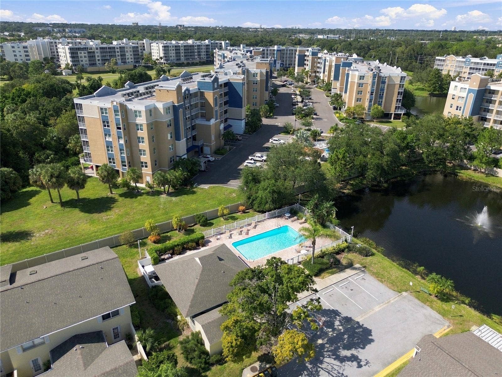 1050 STARKEY ROAD, #907, Largo, FL 33771 1050 STARKEY ROAD, #907, Largo, FL 33771