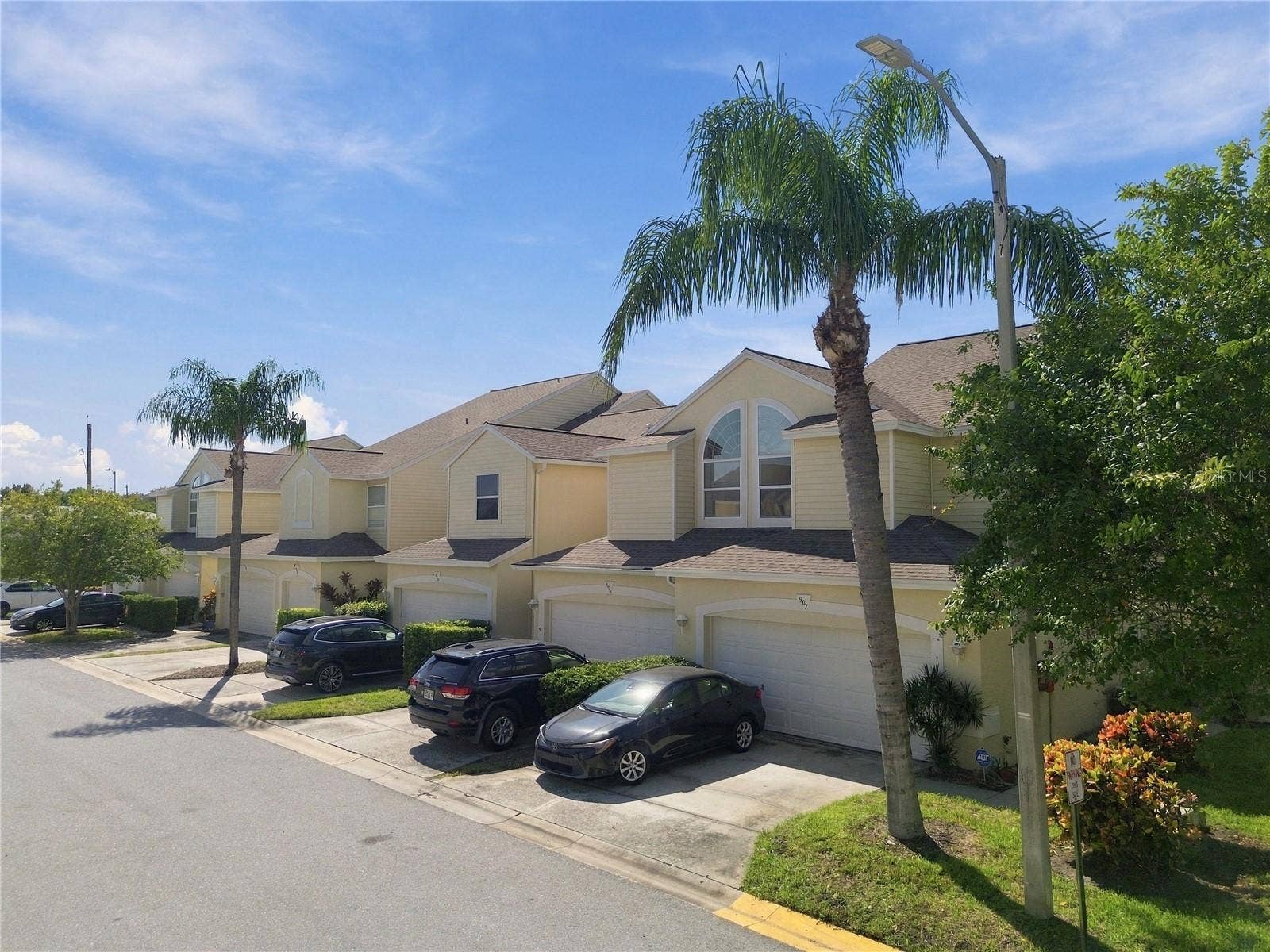 1050 STARKEY ROAD, #907, Largo, FL 33771 1050 STARKEY ROAD, #907, Largo, FL 33771
