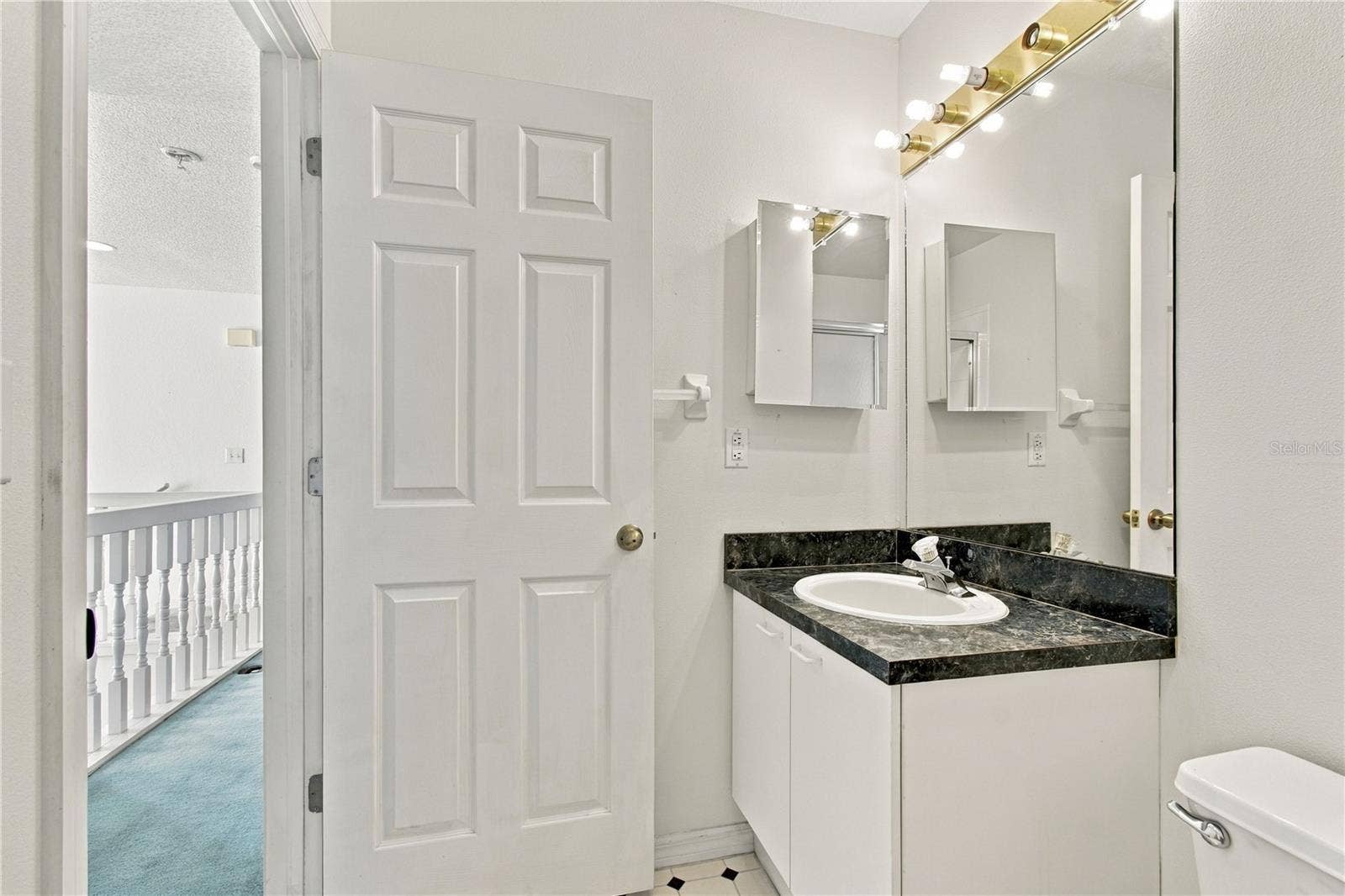 1050 STARKEY ROAD, #907, Largo, FL 33771 1050 STARKEY ROAD, #907, Largo, FL 33771