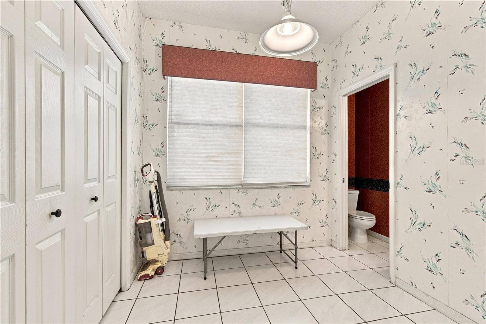1050 STARKEY ROAD, #907, Largo, FL 33771 1050 STARKEY ROAD, #907, Largo, FL 33771