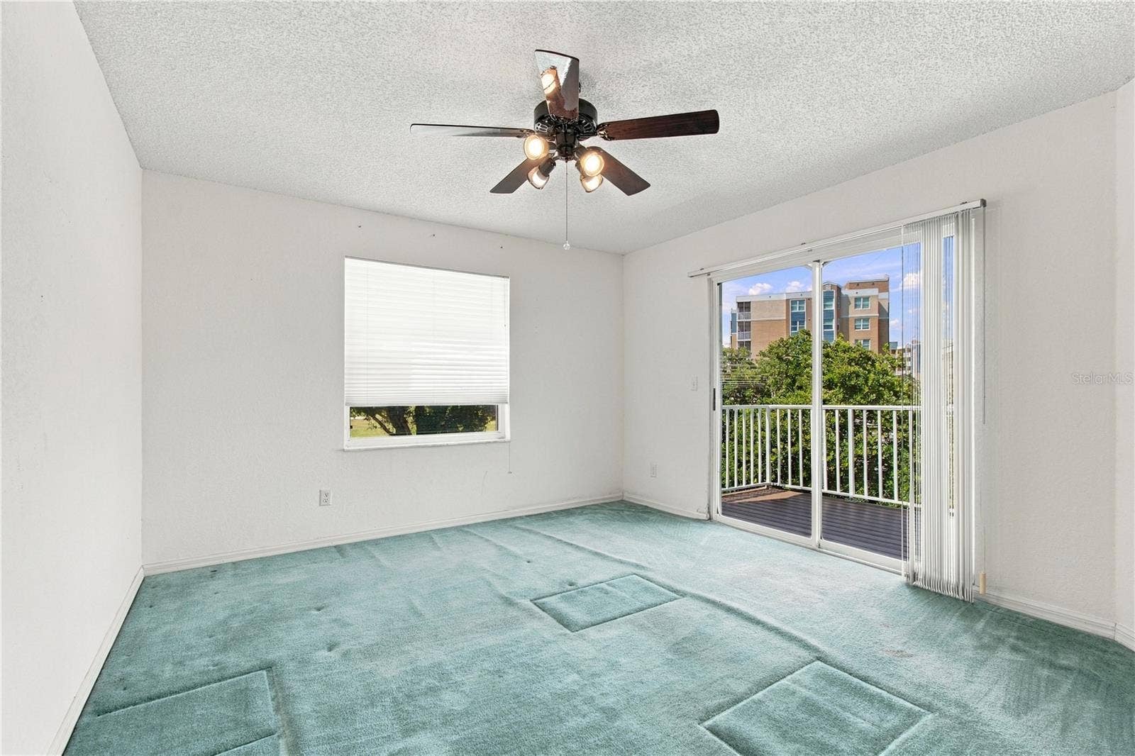 1050 STARKEY ROAD, #907, Largo, FL 33771 1050 STARKEY ROAD, #907, Largo, FL 33771
