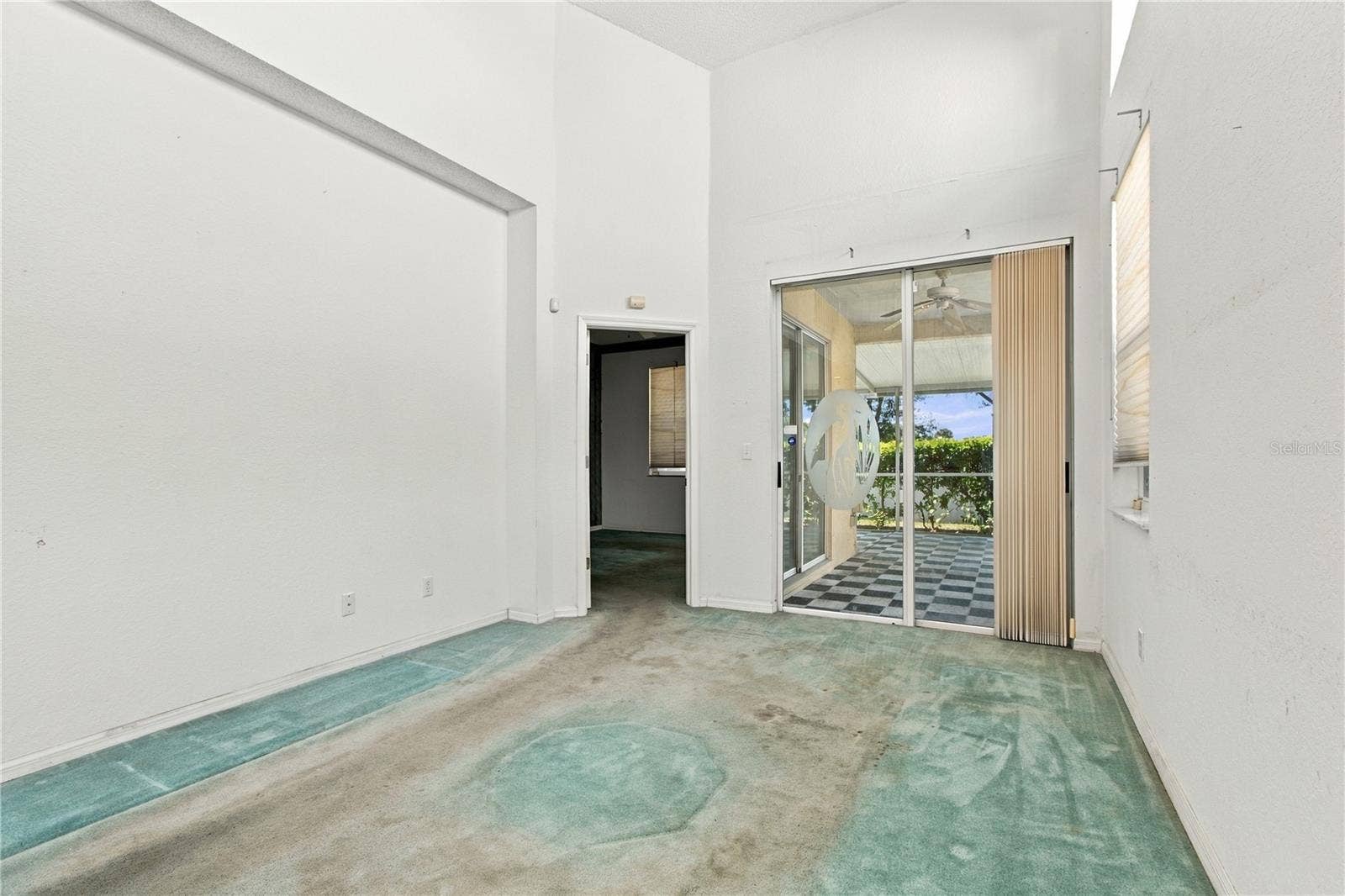 1050 STARKEY ROAD, #907, Largo, FL 33771 1050 STARKEY ROAD, #907, Largo, FL 33771