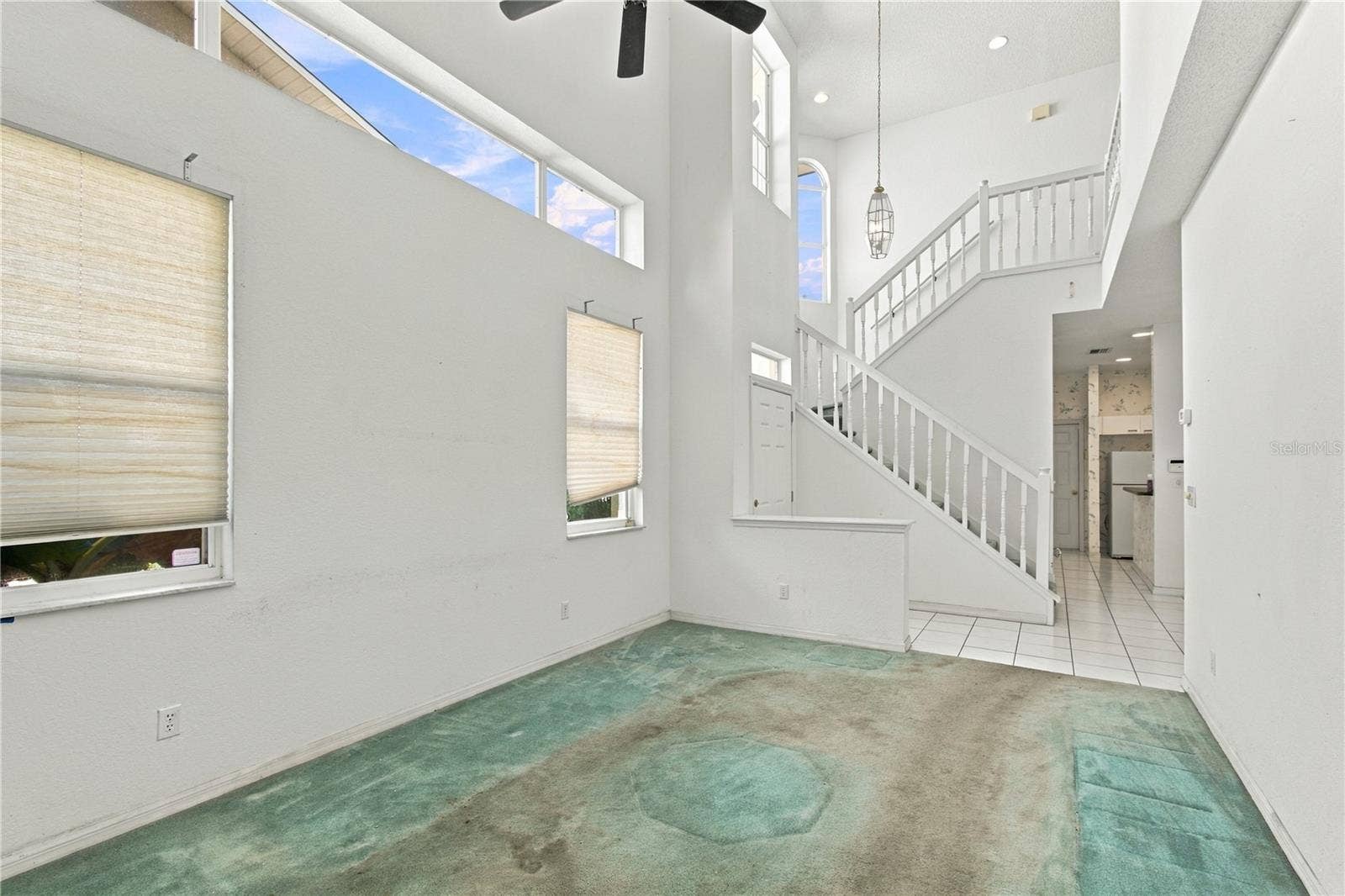 1050 STARKEY ROAD, #907, Largo, FL 33771 1050 STARKEY ROAD, #907, Largo, FL 33771