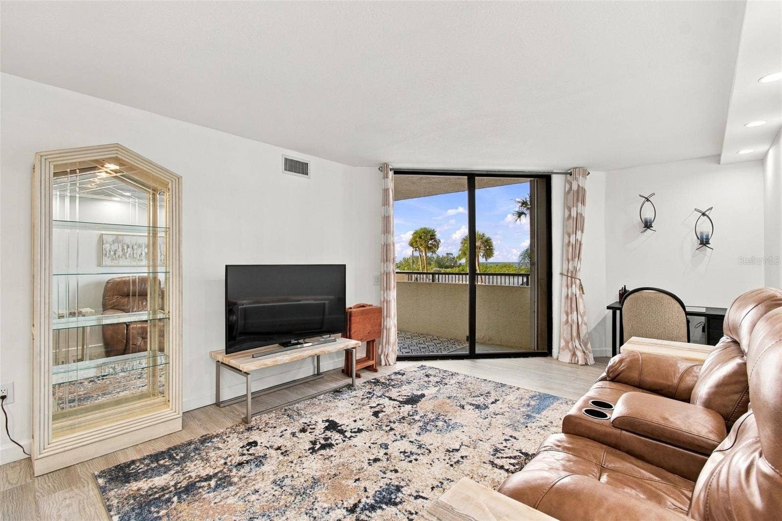 6009 SEA RANCH DRIVE, #105, Hudson, FL 34667 6009 SEA RANCH DRIVE, #105, Hudson, FL 34667