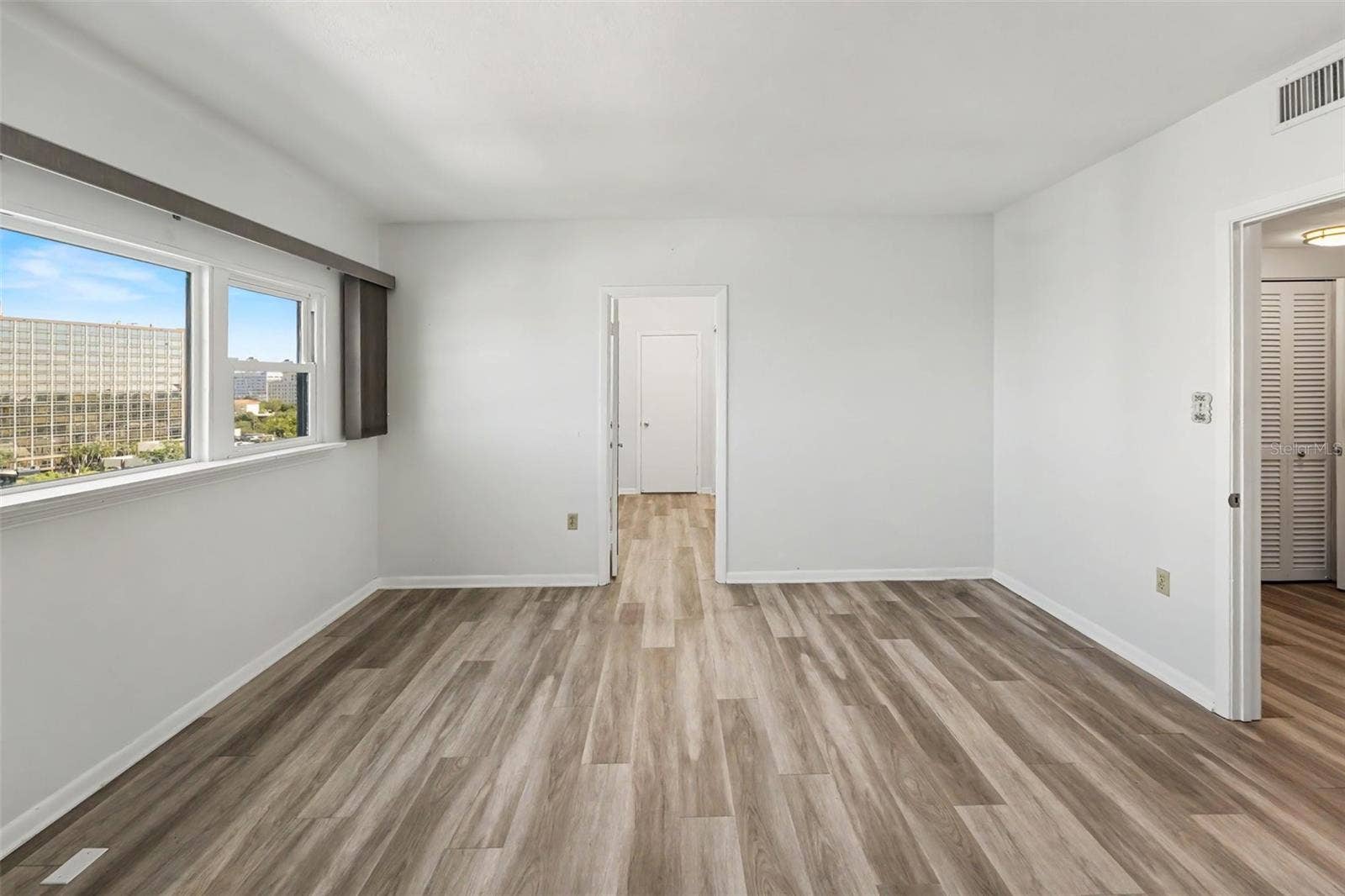 30 TURNER STREET, #806, Clearwater, FL 33756 30 TURNER STREET, #806, Clearwater, FL 33756