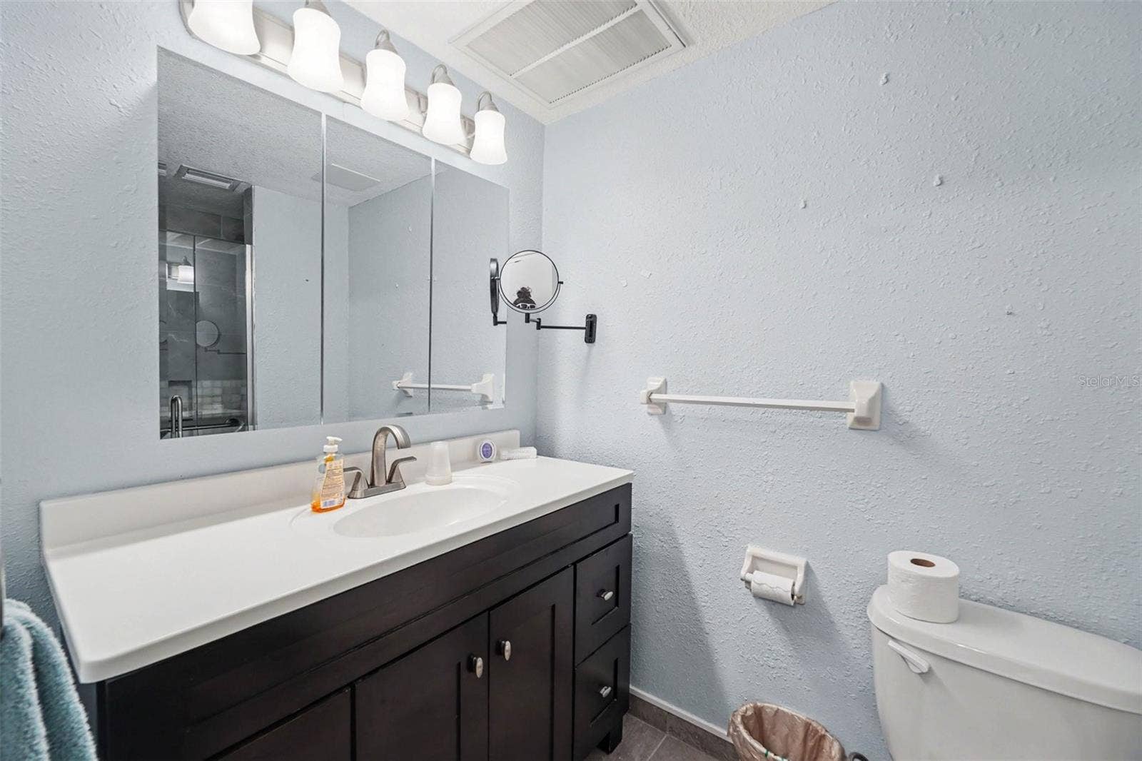 30 TURNER STREET, #806, Clearwater, FL 33756 30 TURNER STREET, #806, Clearwater, FL 33756