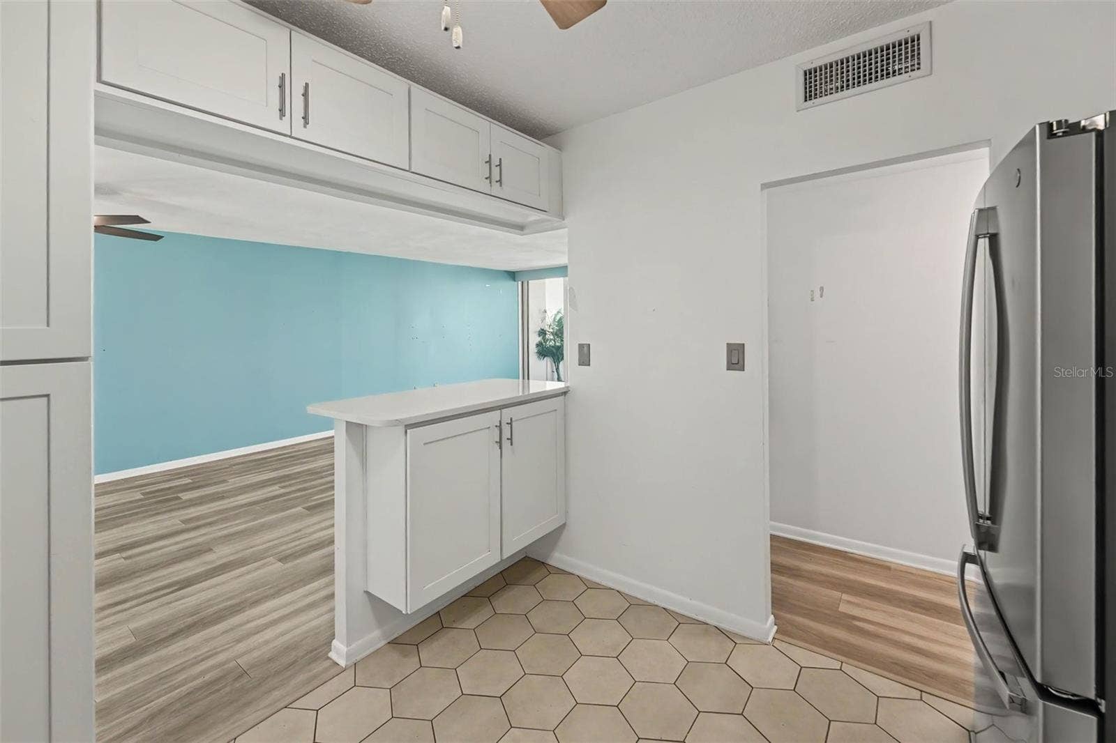 30 TURNER STREET, #806, Clearwater, FL 33756 30 TURNER STREET, #806, Clearwater, FL 33756