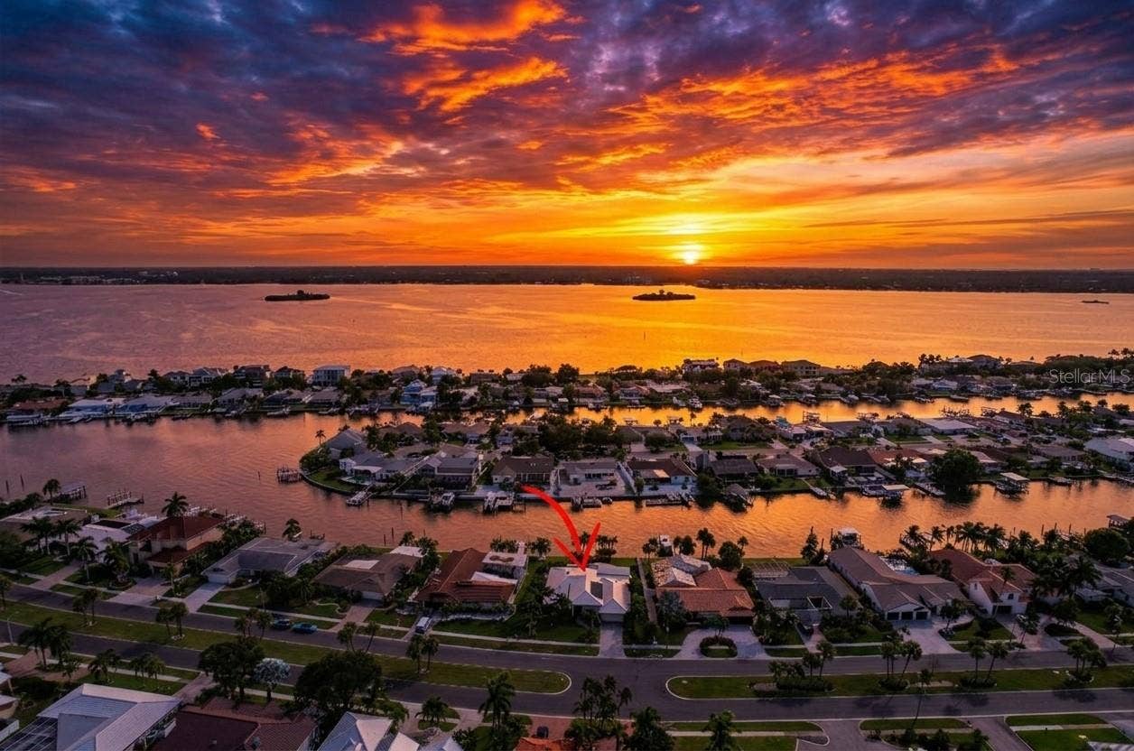 779 ISLAND WAY, Clearwater, FL 33767 779 ISLAND WAY, Clearwater, FL 33767
