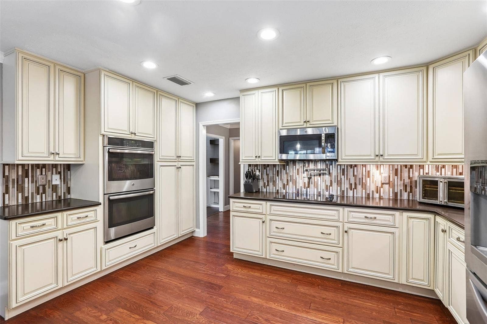 2311 GREEN LAWN STREET, Brandon, FL 33511 2311 GREEN LAWN STREET, Brandon, FL 33511