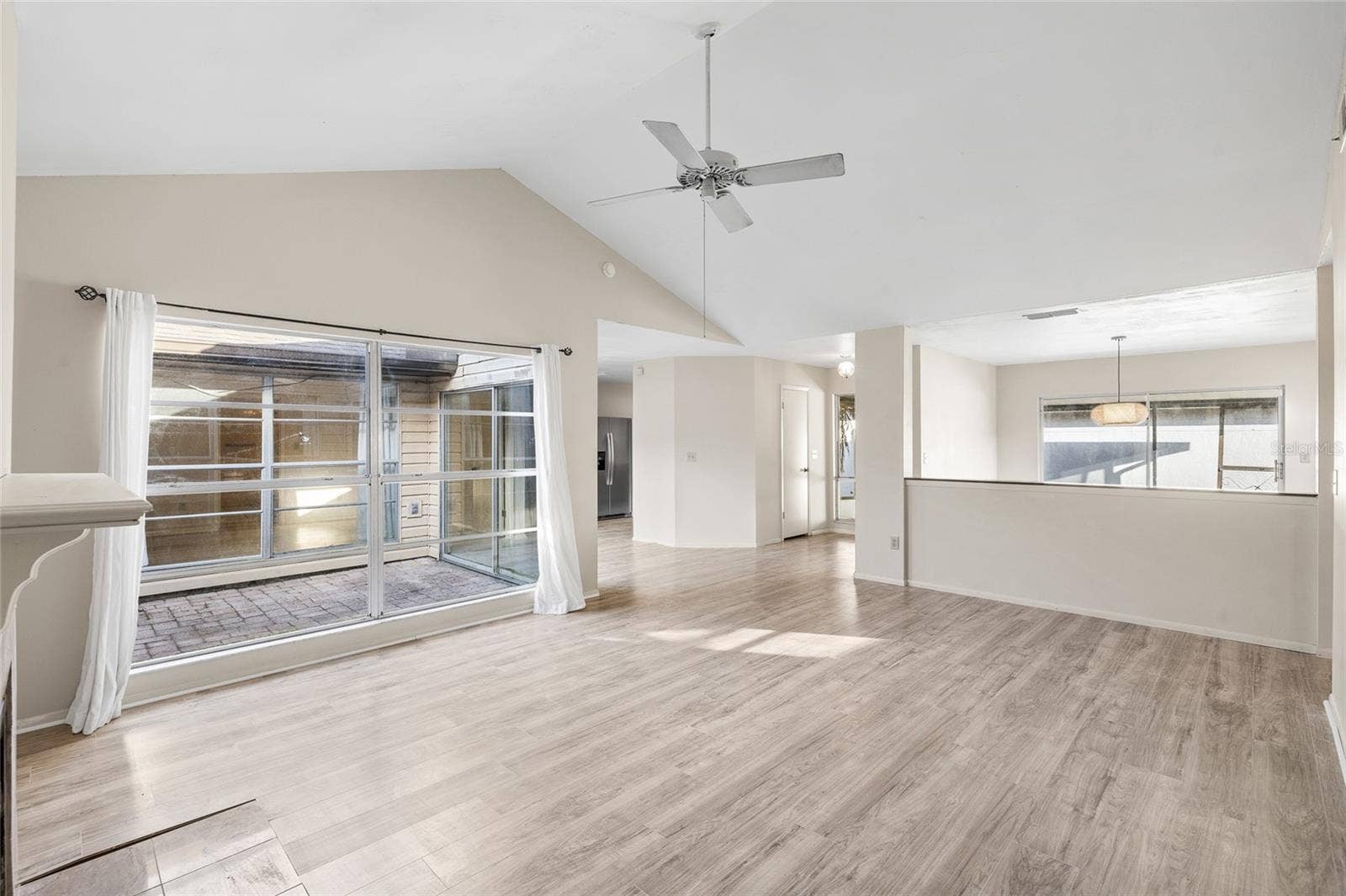 10842 VENICE CIRCLE, Tampa, FL 33635 10842 VENICE CIRCLE, Tampa, FL 33635