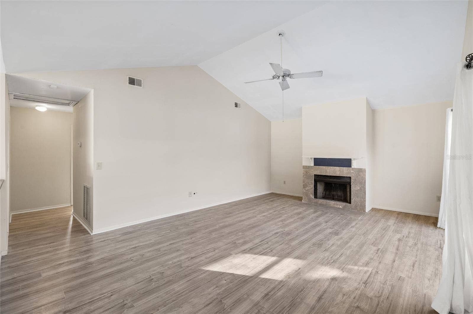 10842 VENICE CIRCLE, Tampa, FL 33635 10842 VENICE CIRCLE, Tampa, FL 33635