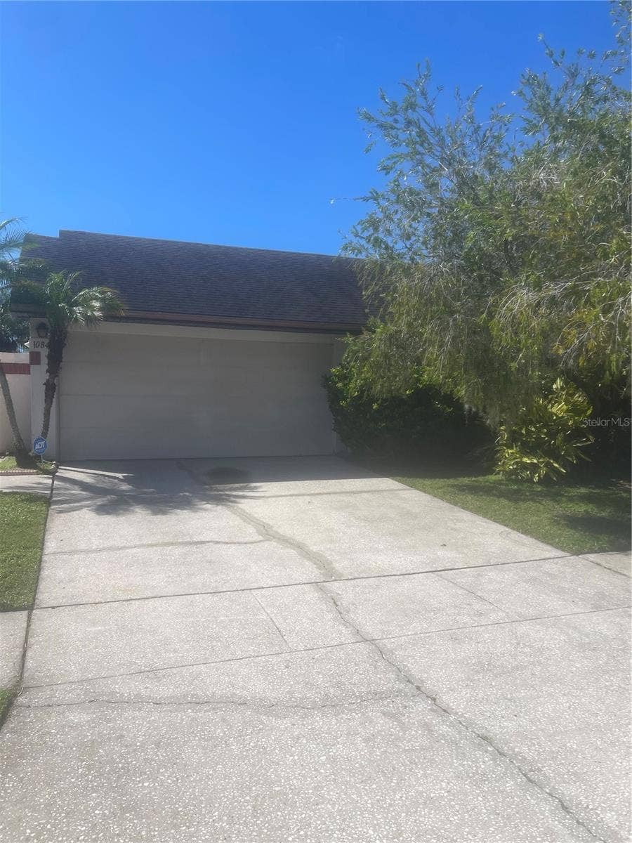 Property photo for 10842 VENICE CIRCLE, Tampa, FL