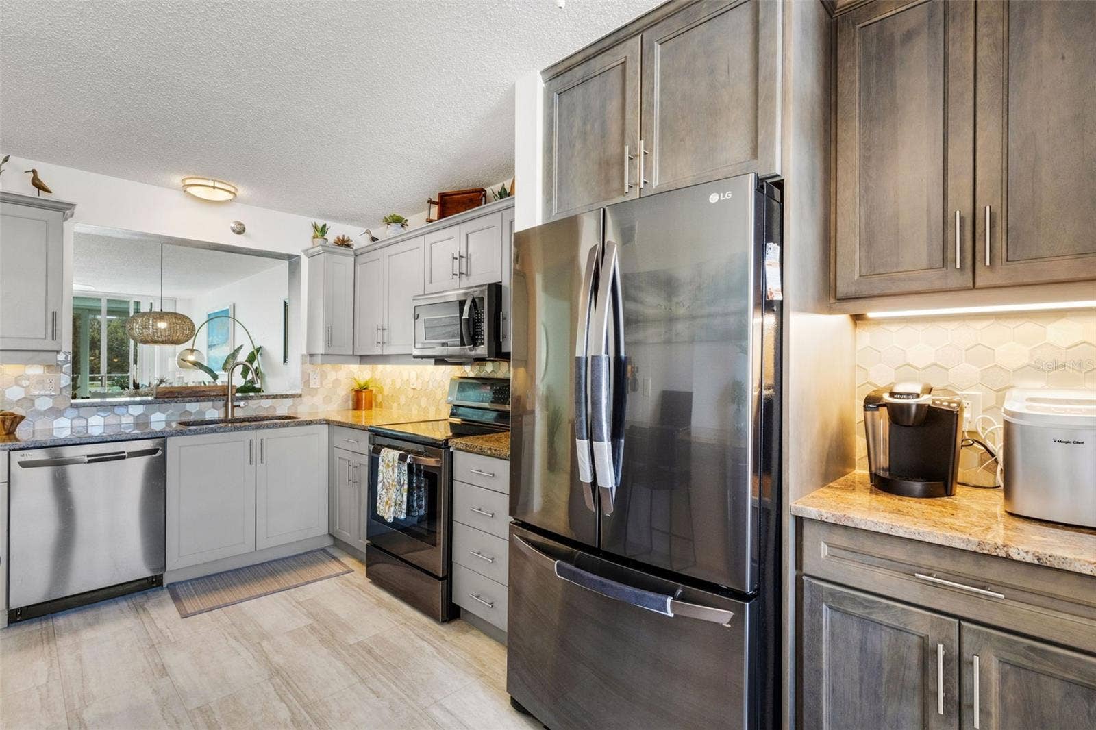 4460 FAIRWAYS BOULEVARD, #105, Bradenton, FL 34209 4460 FAIRWAYS BOULEVARD, #105, Bradenton, FL 34209