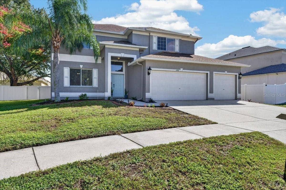 10807 HOFFNER EDGE DRIVE, Riverview, FL 33579 10807 HOFFNER EDGE DRIVE, Riverview, FL 33579