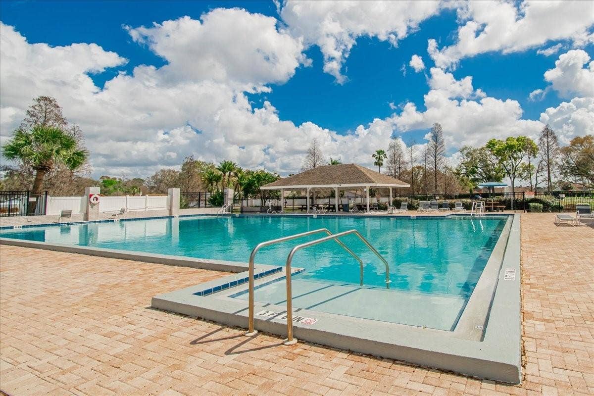 10807 HOFFNER EDGE DRIVE, Riverview, FL 33579 10807 HOFFNER EDGE DRIVE, Riverview, FL 33579