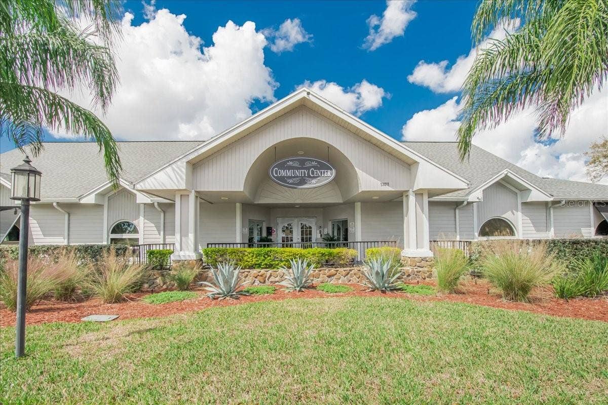 10807 HOFFNER EDGE DRIVE, Riverview, FL 33579 10807 HOFFNER EDGE DRIVE, Riverview, FL 33579