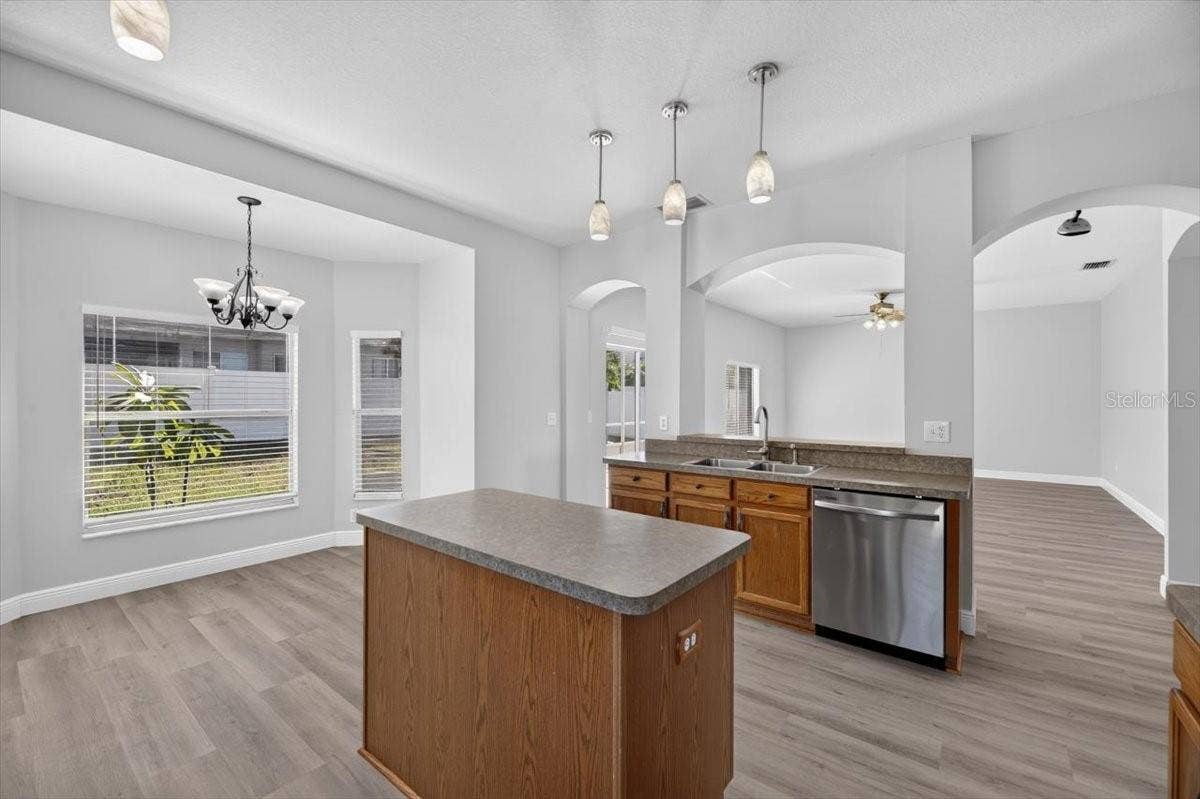 10807 HOFFNER EDGE DRIVE, Riverview, FL 33579 Kitchen