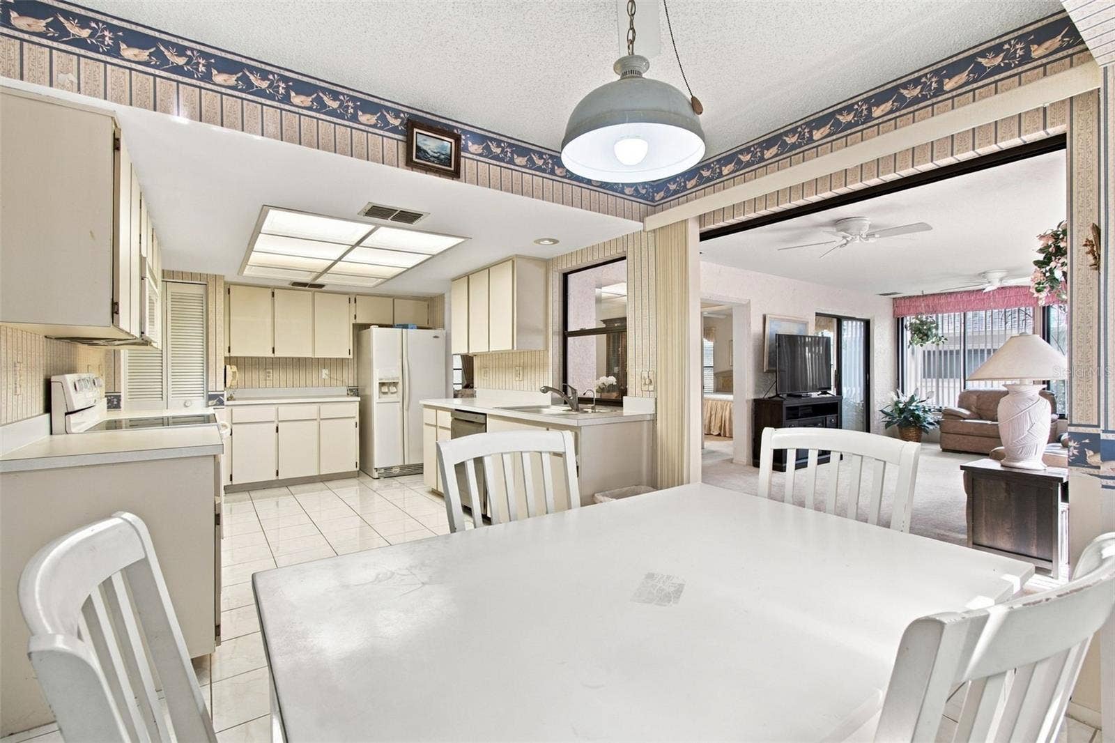 3554 OAK LAKE DRIVE, Palm Harbor, FL 34684 3554 OAK LAKE DRIVE, Palm Harbor, FL 34684