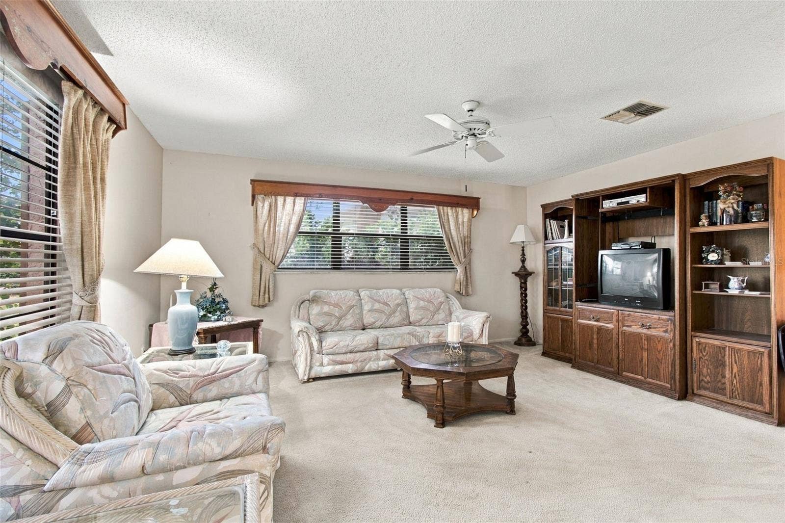 3554 OAK LAKE DRIVE, Palm Harbor, FL 34684 3554 OAK LAKE DRIVE, Palm Harbor, FL 34684