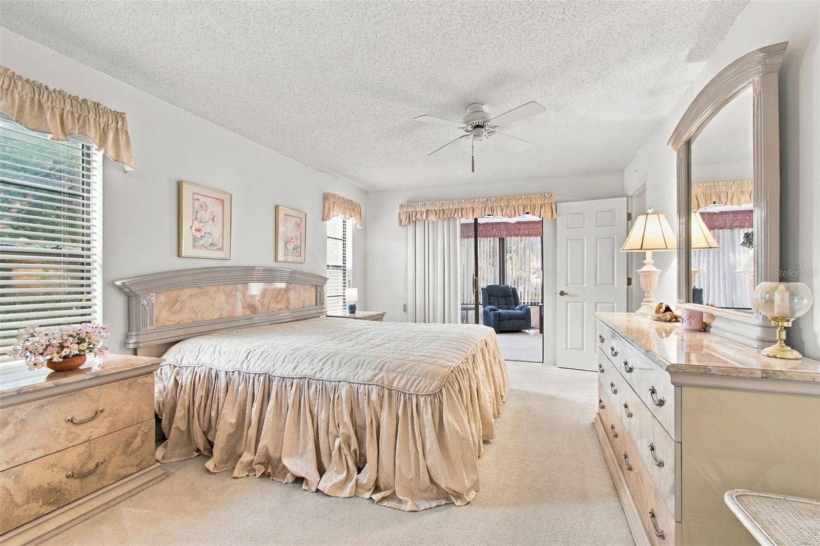 3554 OAK LAKE DRIVE, Palm Harbor, FL 34684 3554 OAK LAKE DRIVE, Palm Harbor, FL 34684