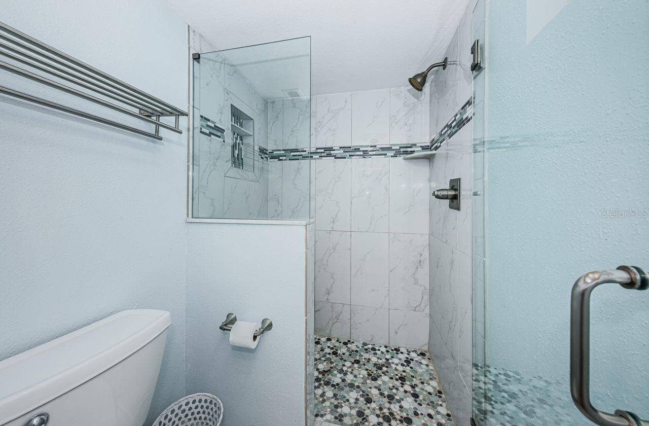 200 WOODETTE DRIVE, #401A, Dunedin, FL 34698 200 WOODETTE DRIVE, #401A, Dunedin, FL 34698