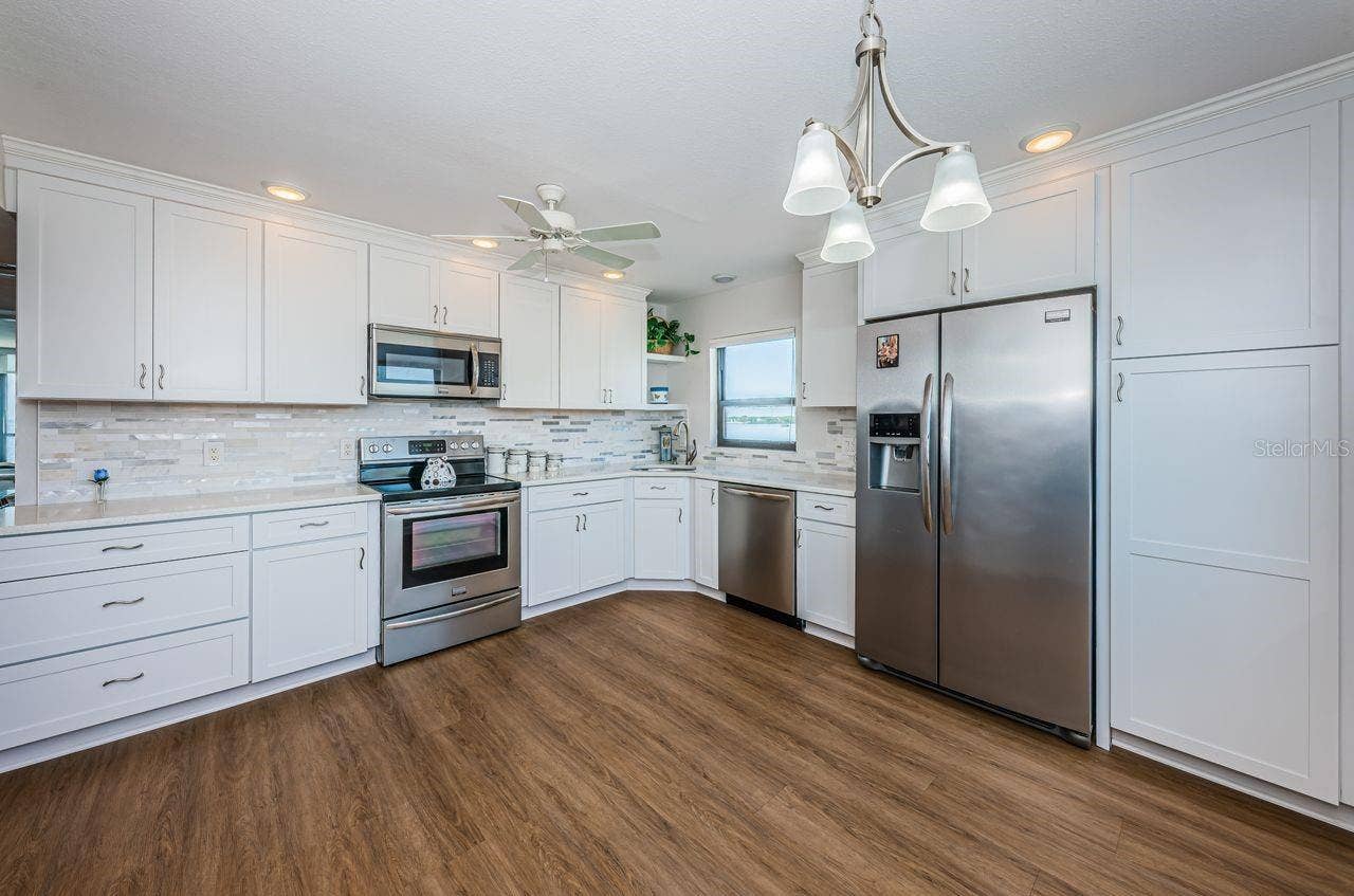 200 WOODETTE DRIVE, #401A, Dunedin, FL 34698 200 WOODETTE DRIVE, #401A, Dunedin, FL 34698
