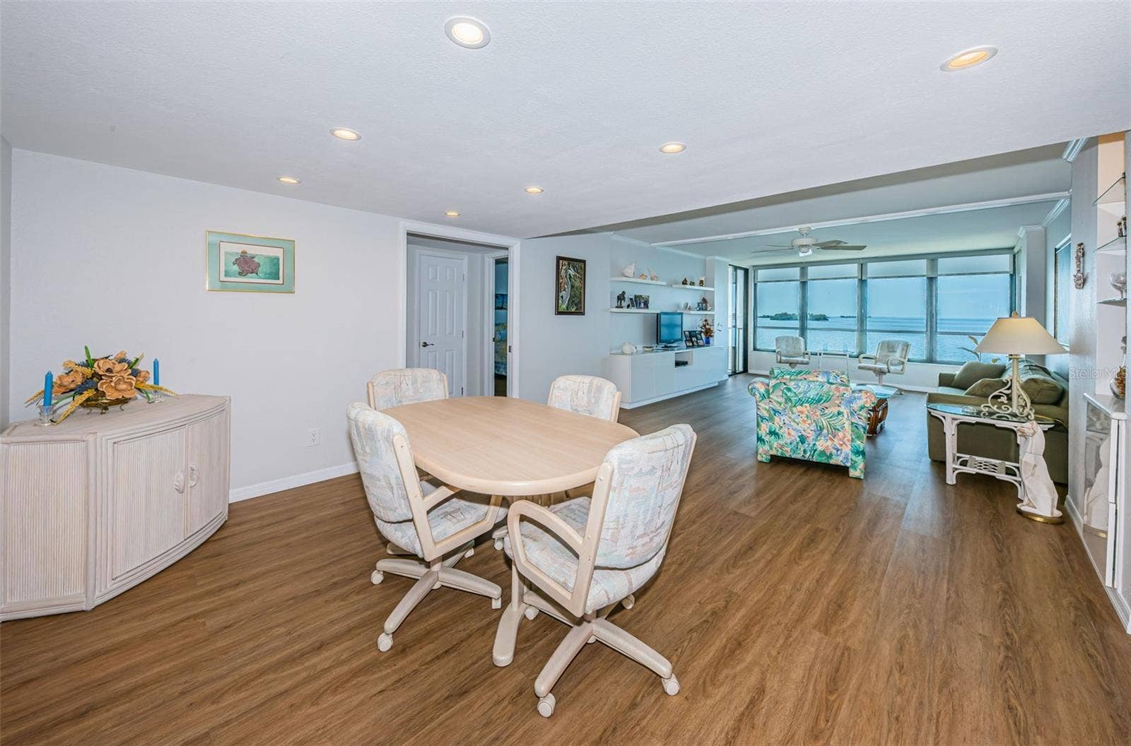200 WOODETTE DRIVE, #401A, Dunedin, FL 34698 200 WOODETTE DRIVE, #401A, Dunedin, FL 34698