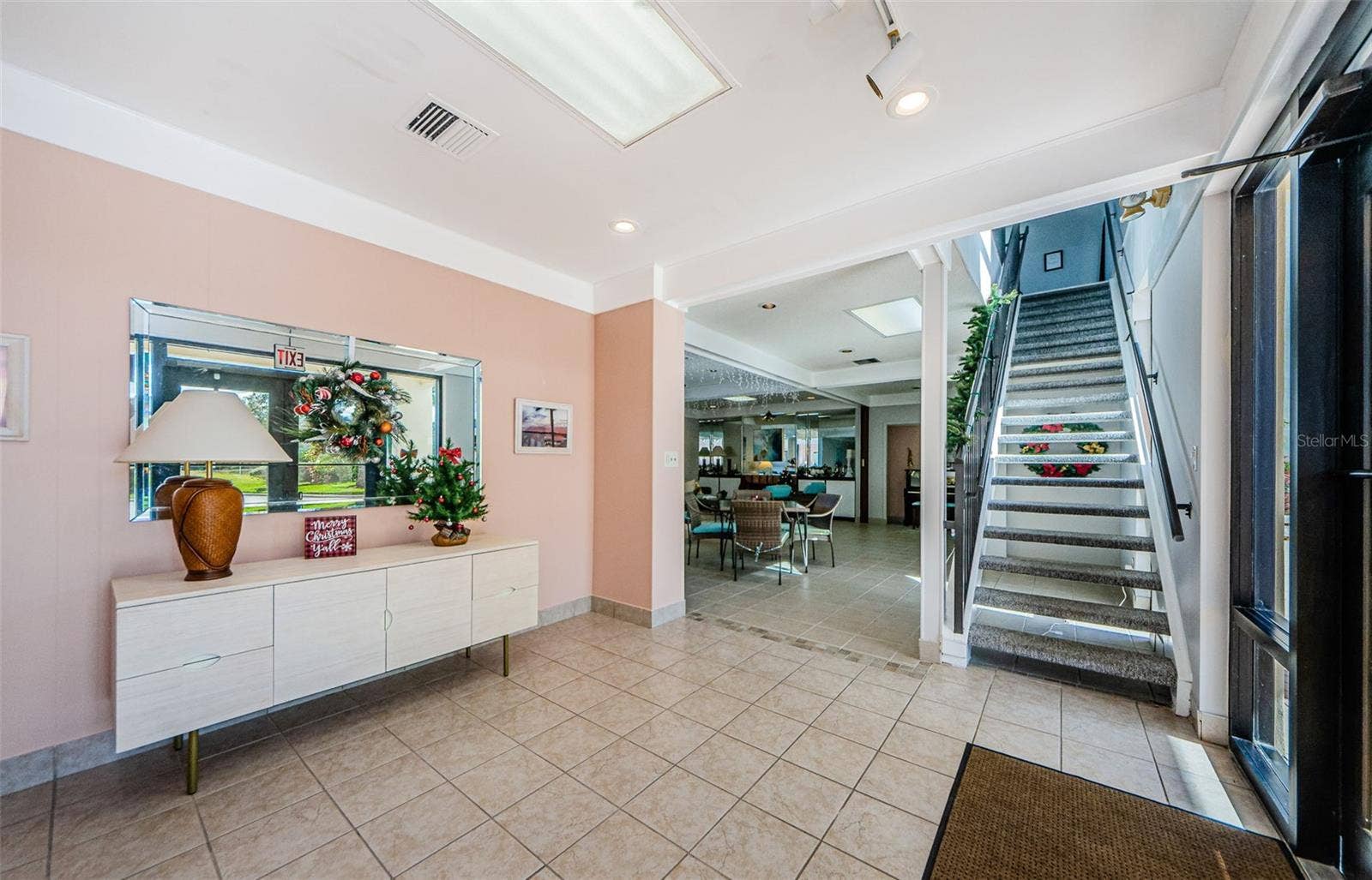 200 WOODETTE DRIVE, #401A, Dunedin, FL 34698 200 WOODETTE DRIVE, #401A, Dunedin, FL 34698