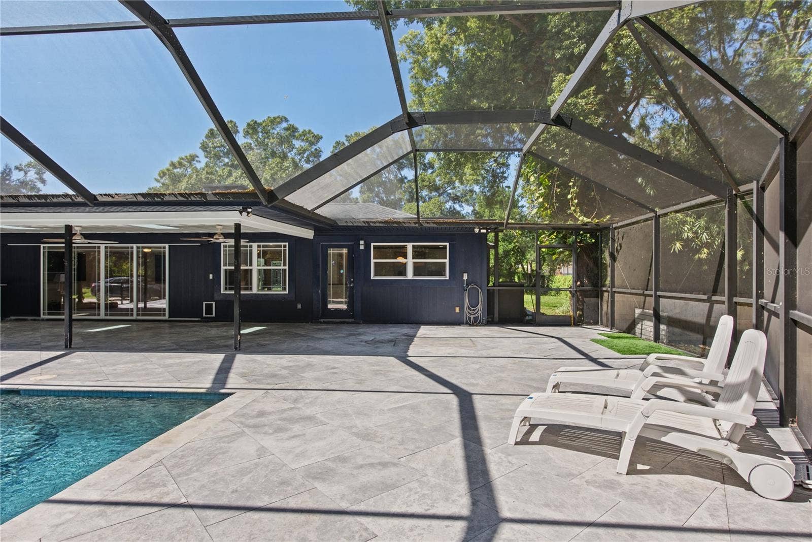 1817 N KEENE ROAD, Clearwater, FL 33755 Pool deck (5)