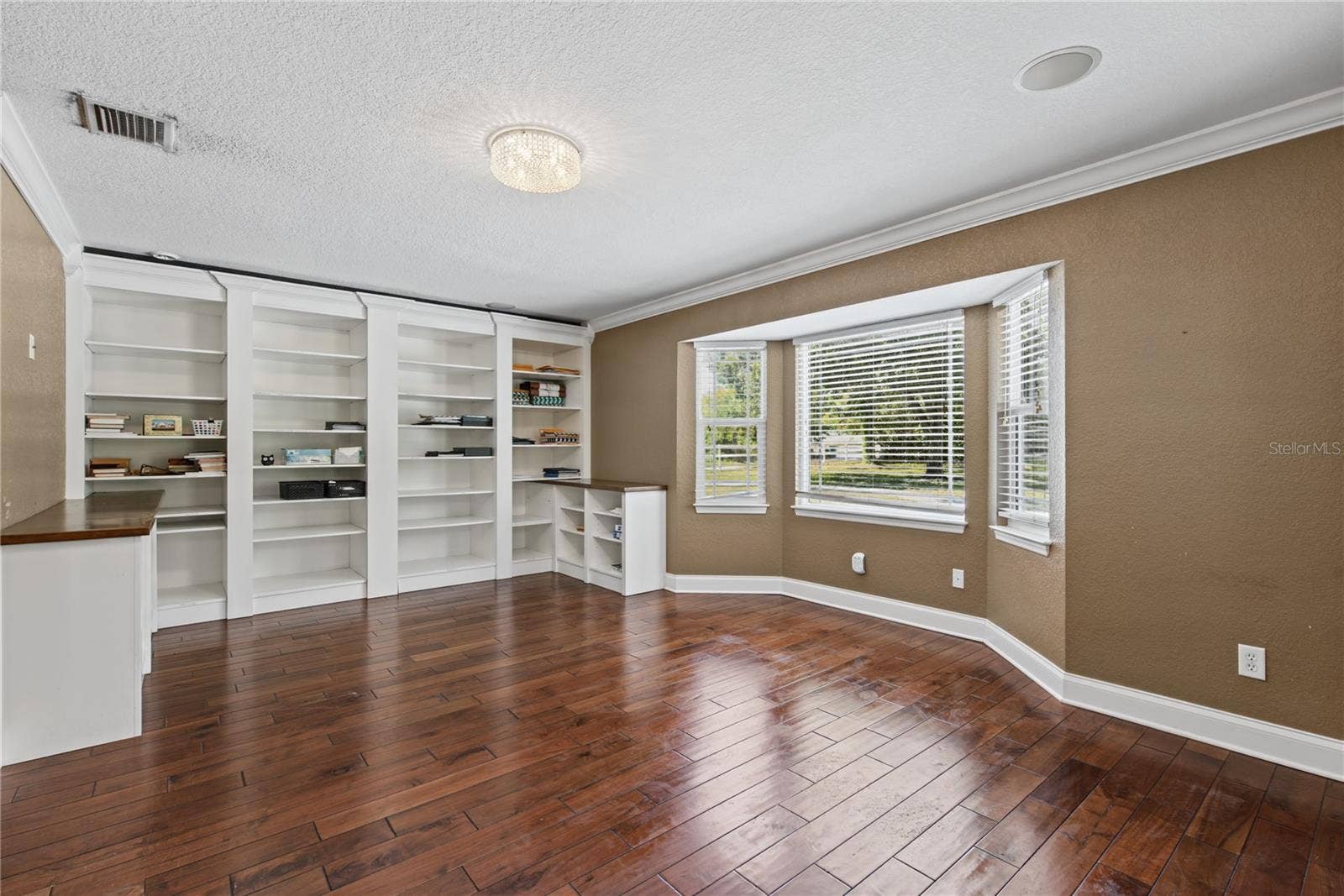 1817 N KEENE ROAD, Clearwater, FL 33755 Office (1)
