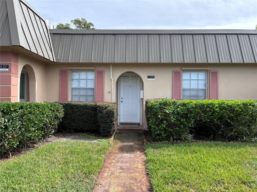 Property photo for 4309 SUMMERSUN DRIVE, New Port Richey, FL