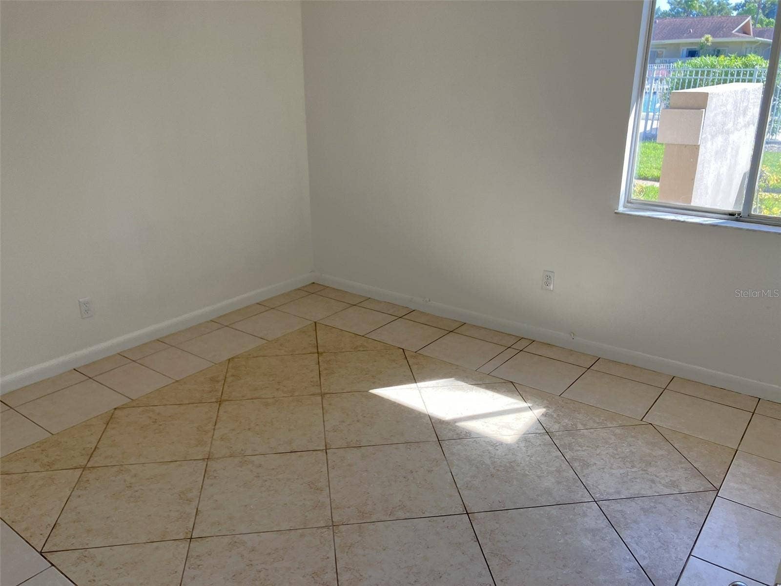 2460 LAURELWOOD DRIVE, #E, Clearwater, FL 33763 Bedroom 2