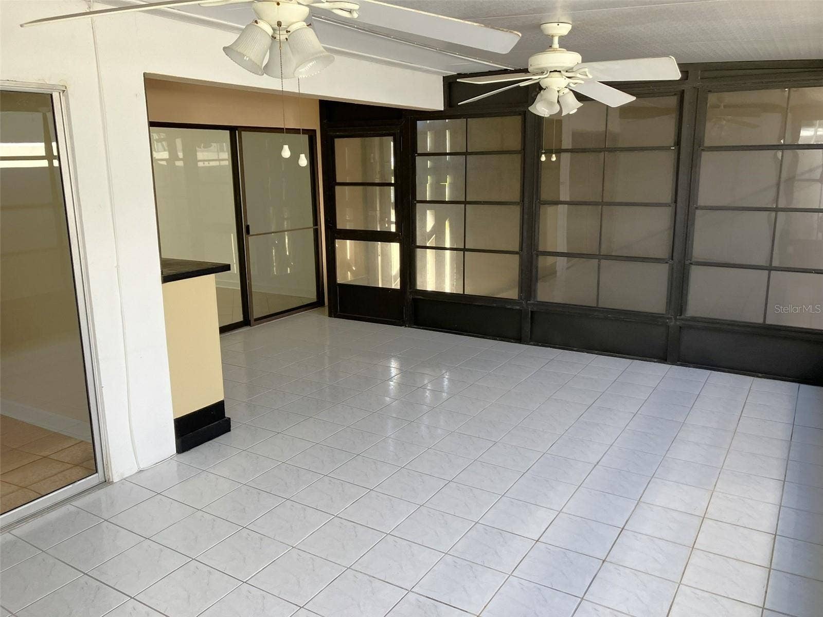 2460 LAURELWOOD DRIVE, #E, Clearwater, FL 33763 Porch/Lanai