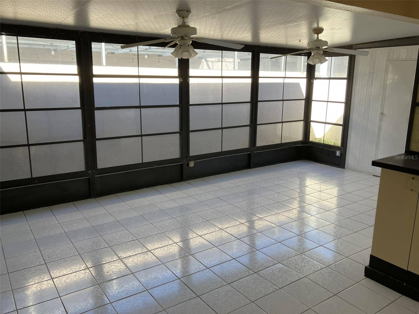 2460 LAURELWOOD DRIVE, #E, Clearwater, FL 33763 Porch/Lanai