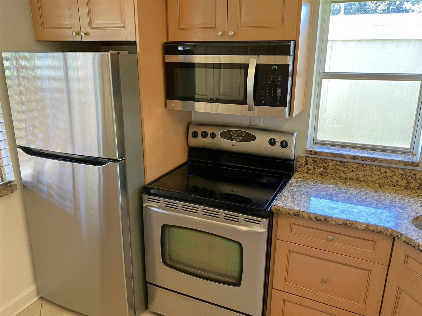 2460 LAURELWOOD DRIVE, #E, Clearwater, FL 33763 2460 LAURELWOOD DRIVE, #E, Clearwater, FL 33763