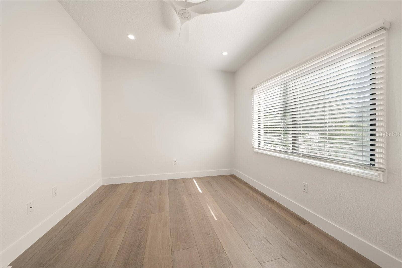 295 7TH STREET S, St Petersburg, FL 33701 295 7TH STREET S, St Petersburg, FL 33701