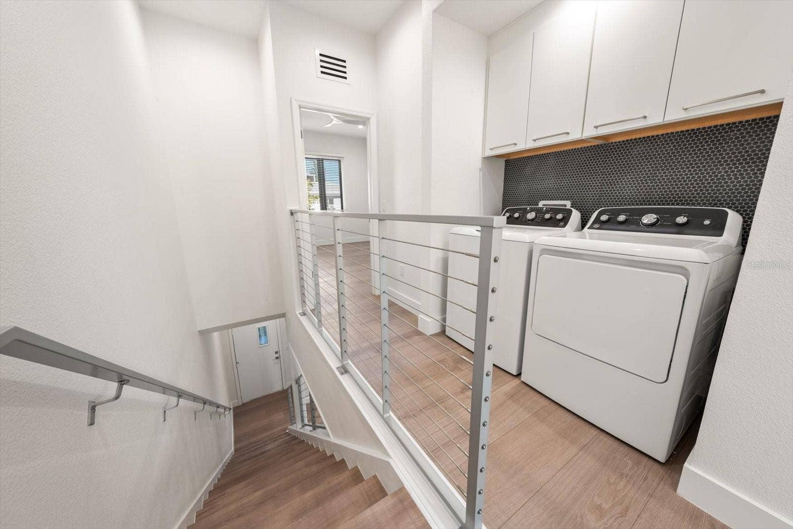 295 7TH STREET S, St Petersburg, FL 33701 295 7TH STREET S, St Petersburg, FL 33701