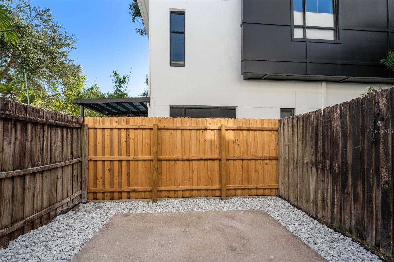 295 7TH STREET S, St Petersburg, FL 33701 295 7TH STREET S, St Petersburg, FL 33701