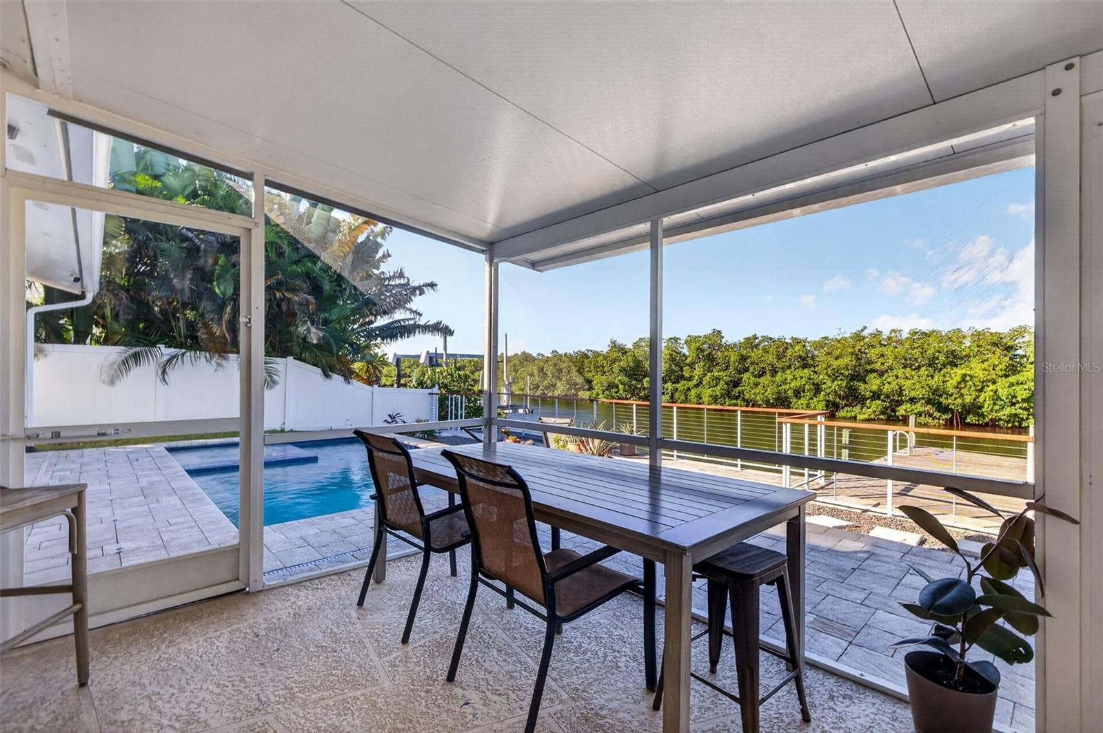 4606 BAY CREST DRIVE, Tampa, FL 33615 4606 BAY CREST DRIVE, Tampa, FL 33615