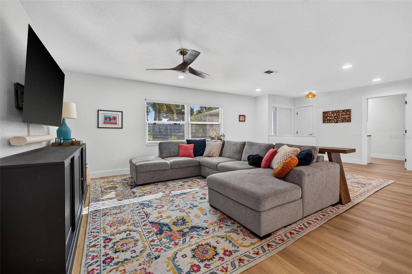 4606 BAY CREST DRIVE, Tampa, FL 33615 4606 BAY CREST DRIVE, Tampa, FL 33615