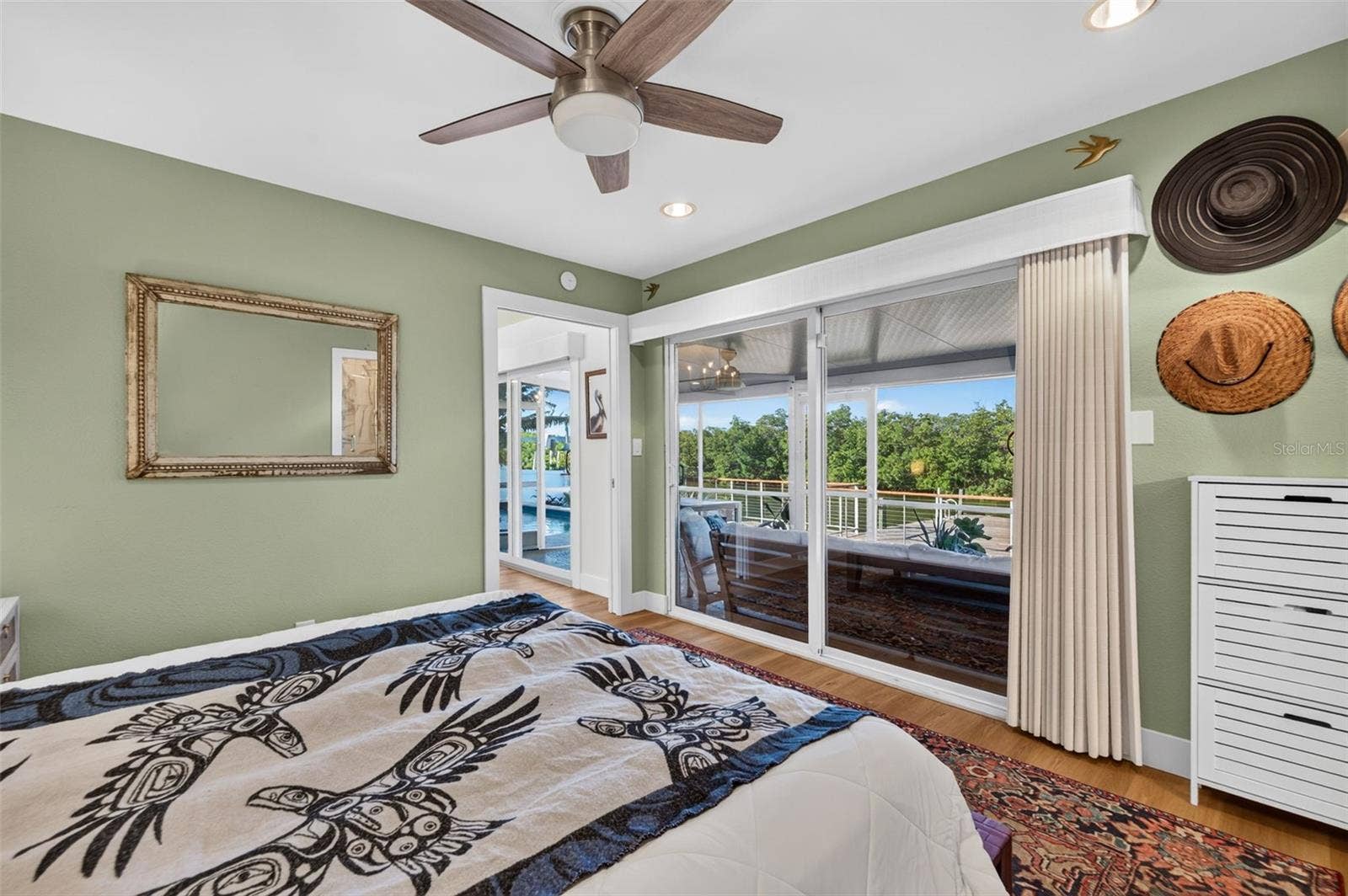 4606 BAY CREST DRIVE, Tampa, FL 33615 4606 BAY CREST DRIVE, Tampa, FL 33615