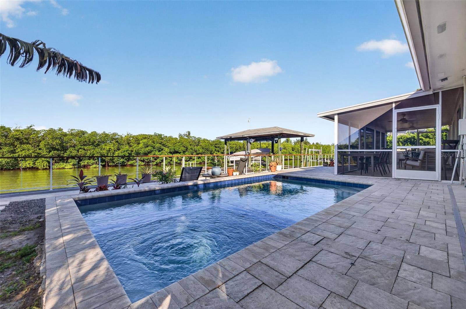 4606 BAY CREST DRIVE, Tampa, FL 33615 4606 BAY CREST DRIVE, Tampa, FL 33615