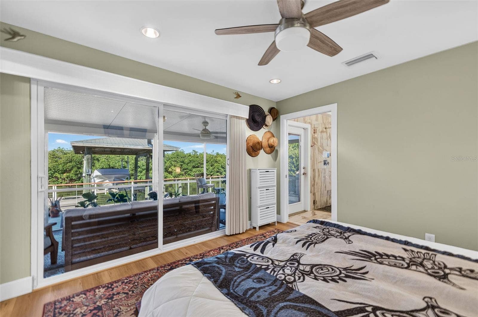 4606 BAY CREST DRIVE, Tampa, FL 33615 4606 BAY CREST DRIVE, Tampa, FL 33615