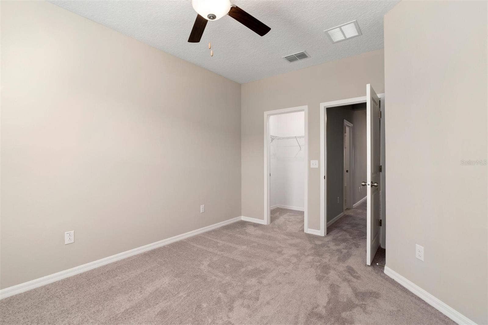 31989 BLUE PASSING LOOP, Wesley Chapel, FL 33545 31989 BLUE PASSING LOOP, Wesley Chapel, FL 33545