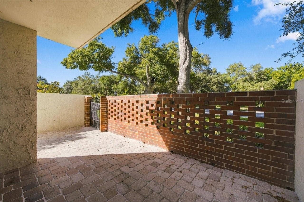1001 PEARCE DRIVE, #111, Clearwater, FL 33764 1001 PEARCE DRIVE, #111, Clearwater, FL 33764