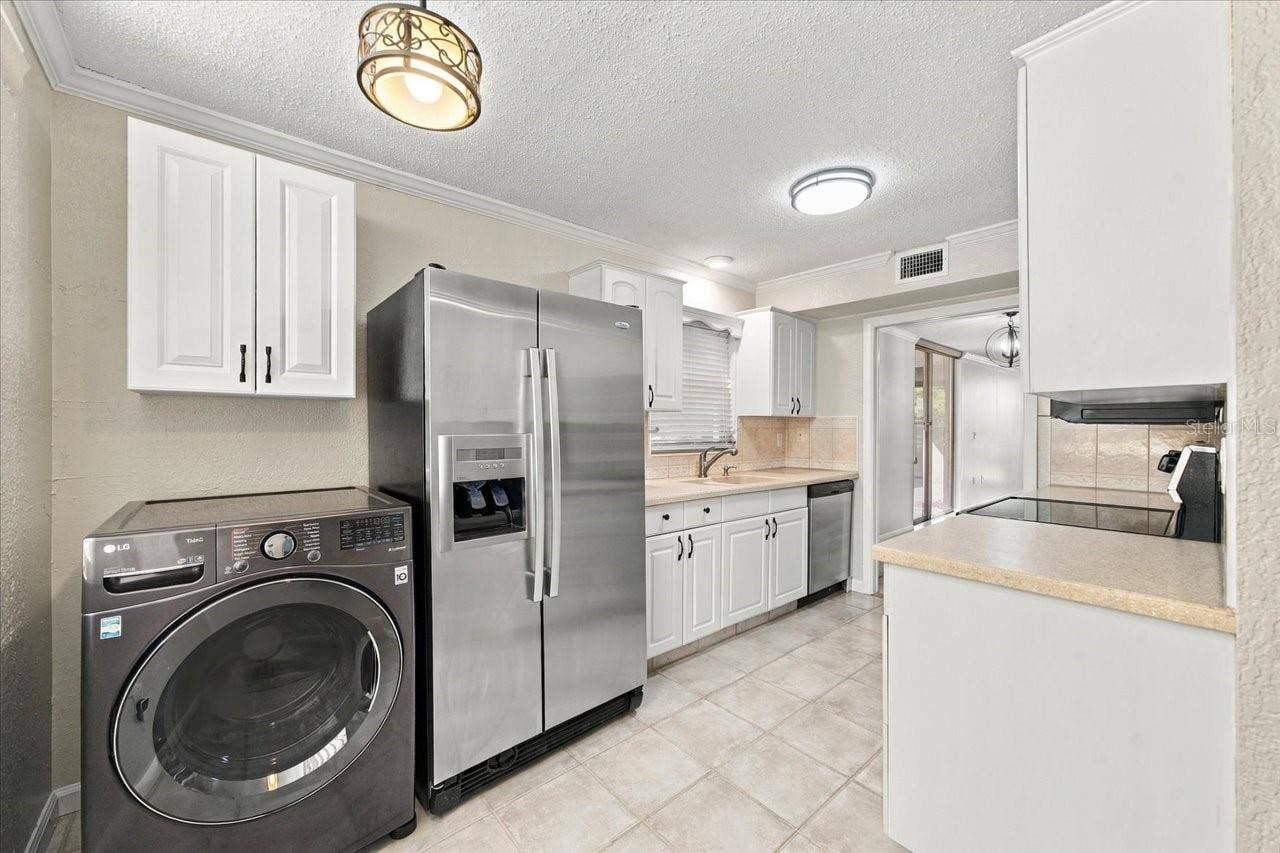 1001 PEARCE DRIVE, #111, Clearwater, FL 33764 1001 PEARCE DRIVE, #111, Clearwater, FL 33764