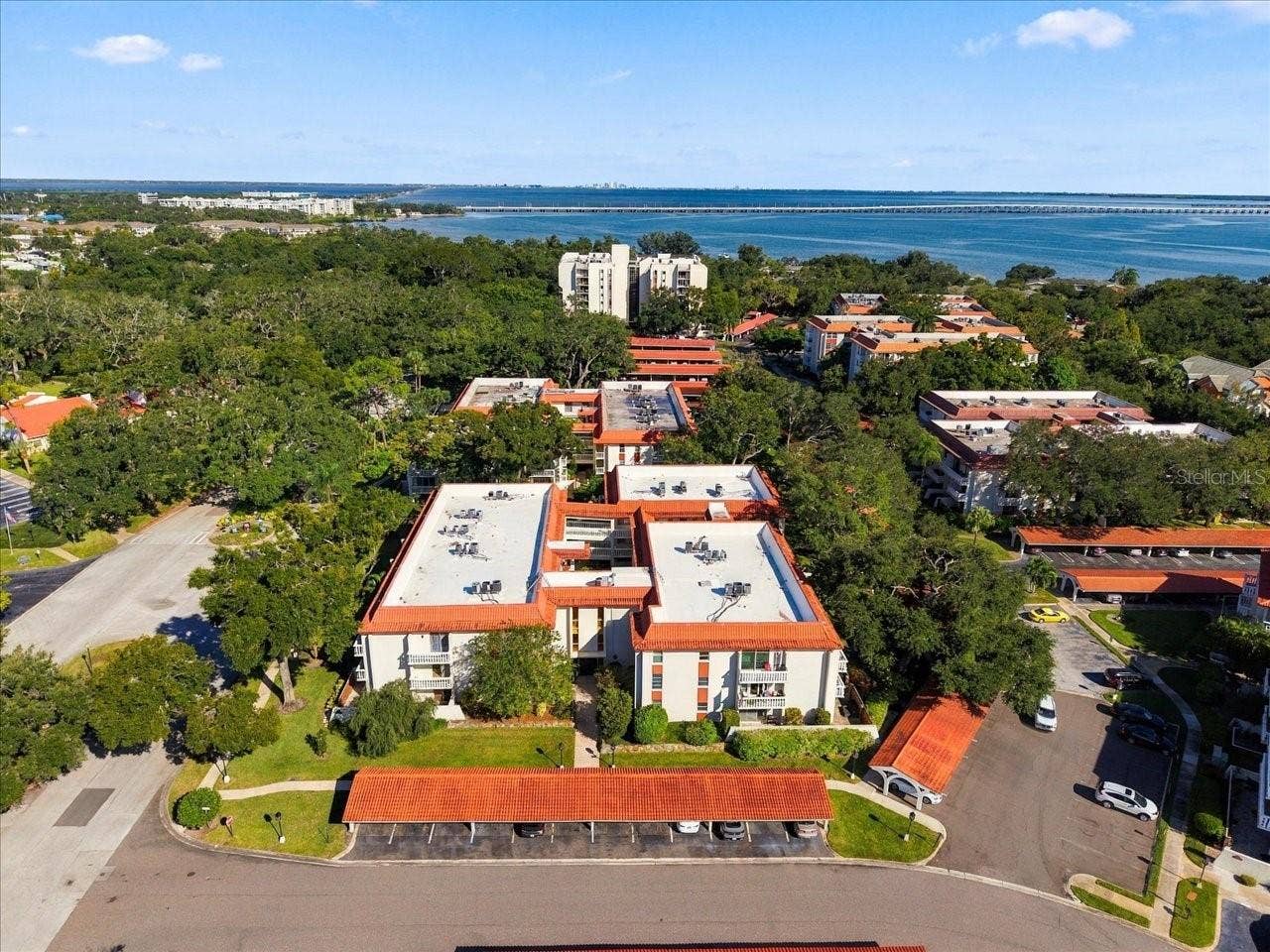1001 PEARCE DRIVE, #111, Clearwater, FL 33764 1001 PEARCE DRIVE, #111, Clearwater, FL 33764